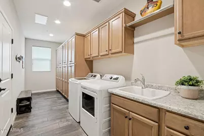 13382 W Palo Brea Lane, Peoria, AZ 85383 - Photo 12