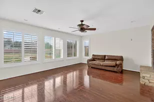 4167 E Ravenswood Dr, Gilbert, AZ 85298 - Photo 40