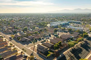 15330 W Caribbean Ln, Surprise, AZ 85379 - Photo 32