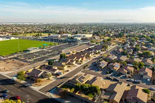 15330 W Caribbean Ln, Surprise, AZ 85379 - Photo 34