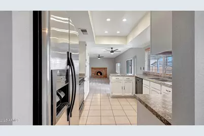 5127 W Shangri La Road, Glendale, AZ 85304 - Photo 26