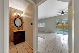 5127 W Shangri La Rd, Glendale, AZ 85304 - Photo 14