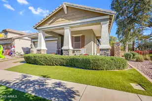 2555 S Benton, Mesa, AZ 85209 - Photo 2