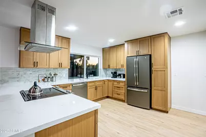 1123 W Mendoza Avenue, Mesa, AZ 85210 - Photo 12