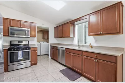 11275 N 99th Avenue #119, Peoria, AZ 85345 - Photo 10