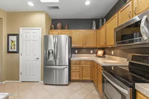 15943 W Wildflower Dr, Surprise, AZ 85374 - Photo 8