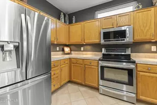 15943 W Wildflower Dr, Surprise, AZ 85374 - Photo 10