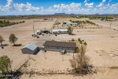 2027 S 336th Lane, Tonopah, AZ 85354 - Photo 4