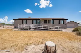 2027 S 336th Ln, Tonopah, AZ 85354 - Photo 2