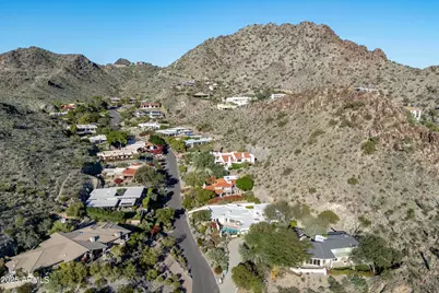 3500 E Lincoln Drive #17, Phoenix, AZ 85018 - Photo 4