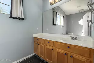 1310 E Parkview Dr, Gilbert, AZ 85295 - Photo 16