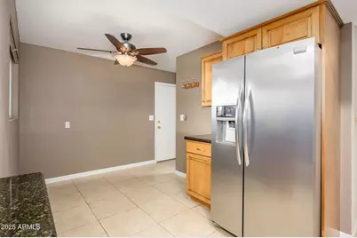 10412 W Roundelay Circle S, Sun City, AZ 85351 - Photo 6