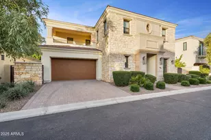 3918 E Crittenden Ln, Phoenix, AZ 85018 - Photo 2