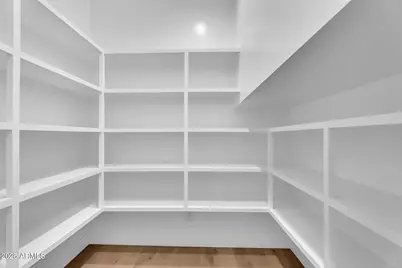 3918 E Crittenden Lane, Phoenix, AZ 85018 - Photo 10