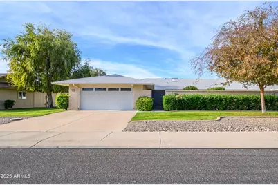 12727 W Maplewood Drive, Sun City West, AZ 85375 - Photo 2