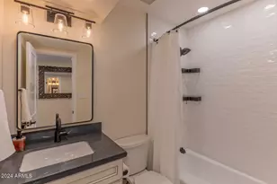 7809 E Valley Vista Dr, Scottsdale, AZ 85250 - Photo 14