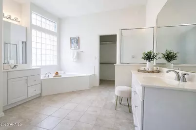 1210 E Westchester Drive, Chandler, AZ 85249 - Photo 10