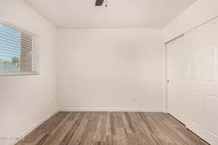 5926 W Rose Ln, Glendale, AZ 85301 - Photo 16