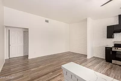 5926 W Rose Lane #Apt A, Glendale, AZ 85301 - Photo 4