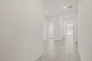 37043 W Vera Cruz Dr, Maricopa, AZ 85138 - Photo 1