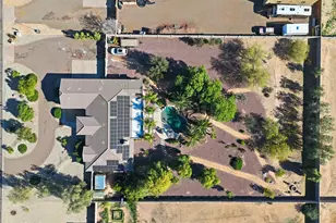 22721 W Mark Ln, Wittmann, AZ 85361 - Photo 4