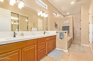4217 E Edgemont Ave, Phoenix, AZ 85008 - Photo 16