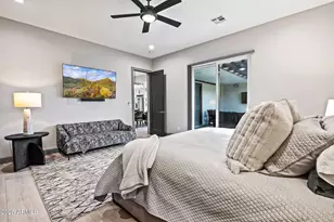 928 E Berridge Ln, Phoenix, AZ 85014 - Photo 42