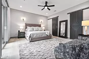 928 E Berridge Ln, Phoenix, AZ 85014 - Photo 8