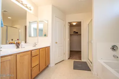 1831 W Desert Seasons Drive, San Tan Valley, AZ 85144 - Photo 14
