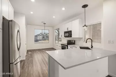 8006 W Salter Drive, Peoria, AZ 85382 - Photo 14