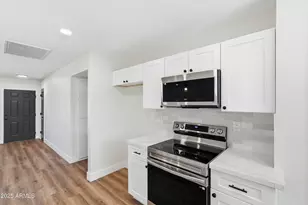 10537 W La Jolla Dr, Sun City, AZ 85351 - Photo 10