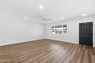 10537 W La Jolla Dr, Sun City, AZ 85351 - Photo 14