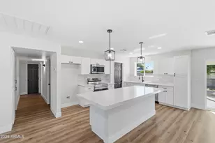 10537 W La Jolla Dr, Sun City, AZ 85351 - Photo 1