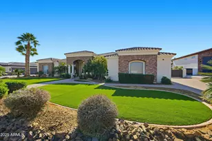 18131 W Palo Verde Ct, Litchfield Park, AZ 85340 - Photo 4