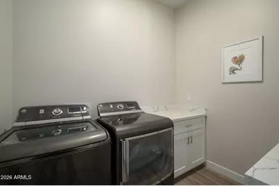 4533 E Montecito Avenue, Phoenix, AZ 85018 - Photo 22