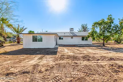 13637 S Watermann Lane, Buckeye, AZ 85326 - Photo 26