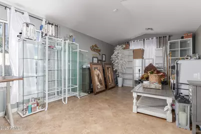 128 N 166th Lane, Goodyear, AZ 85338 - Photo 6