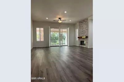 1747 E Northern Avenue #125, Phoenix, AZ 85020 - Photo 8