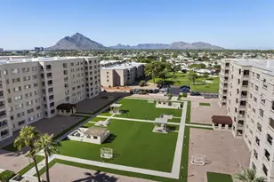 7940 E Camelback Rd, Scottsdale, AZ 85251 - Photo 20