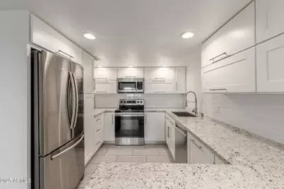 7940 E Camelback Road #307, Scottsdale, AZ 85251 - Photo 2