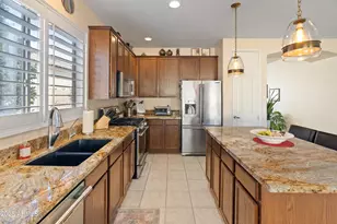 9840 W Echo Ln, Peoria, AZ 85345 - Photo 14