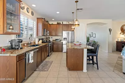 9840 W Echo Lane, Peoria, AZ 85345 - Photo 18