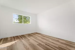 8532 E Sheridan St, Scottsdale, AZ 85257 - Photo 10