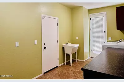 23565 W Hopi Street, Buckeye, AZ 85326 - Photo 38