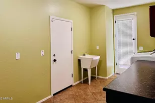 23565 W Hopi St, Buckeye, AZ 85326 - Photo 38