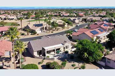 16421 W Desert Wren Court, Surprise, AZ 85374 - Photo 32