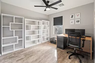 17524 W Acapulco Ln, Surprise, AZ 85388 - Photo 26