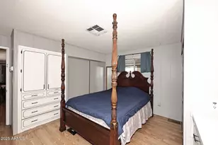 5201 W Camelback Rd, Phoenix, AZ 85031 - Photo 14