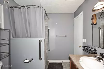 5201 W Camelback Road #243, Phoenix, AZ 85031 - Photo 20