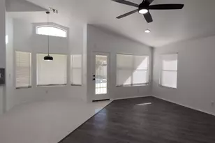 1123 E Constitution Dr, Gilbert, AZ 85296 - Photo 8